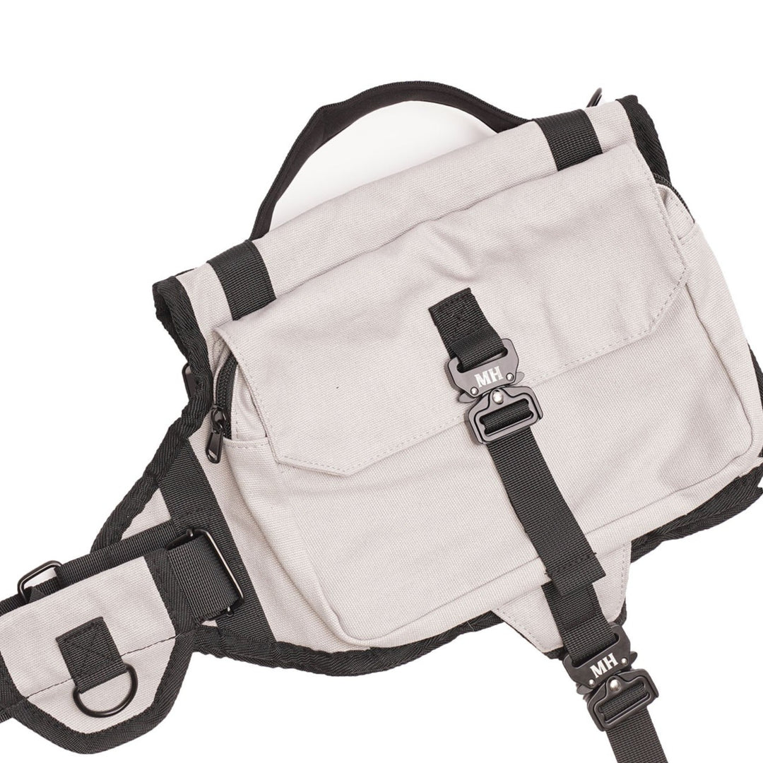 Mountain Hound dog backpack white